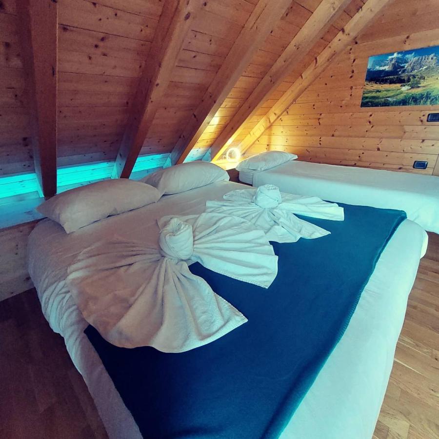 Al Sentiero Di Charly Bed and Breakfast Tarvisio Kamer foto