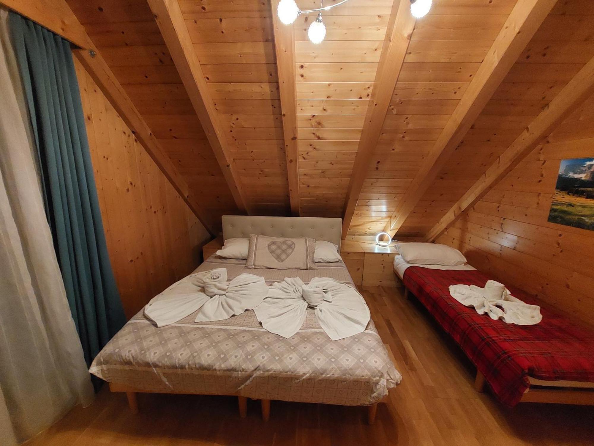 Al Sentiero Di Charly Bed and Breakfast Tarvisio Buitenkant foto